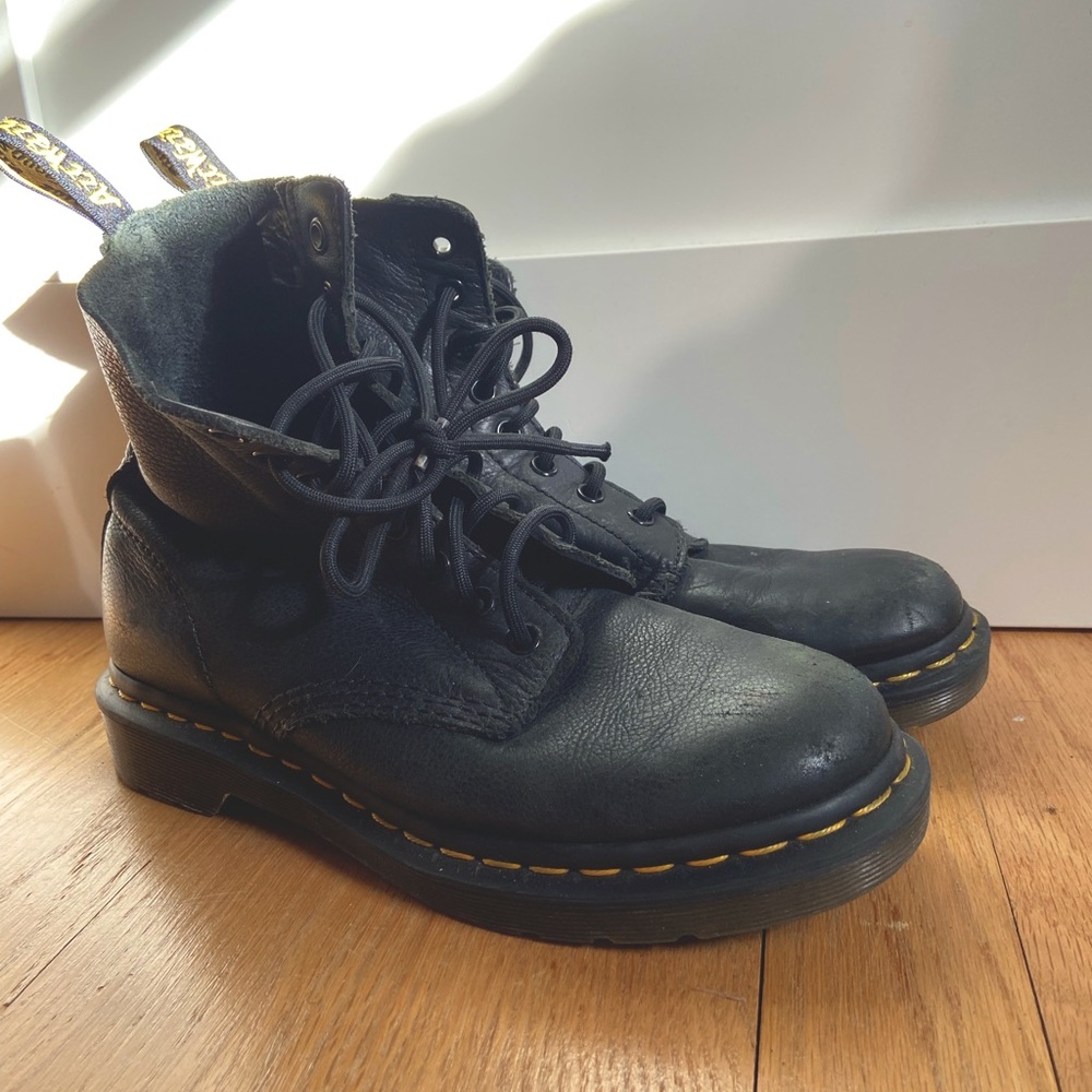 Women’s Doc Marten boots size 7